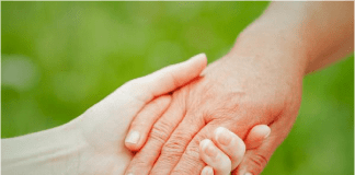 Servicio de Teleasistencia para ayudar a mantener la autosuficiencia en el hogar a las personas de más edad Teleasistencia