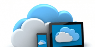 Almacenamiento en la nube Dibujos de nubes sobre móvil y ipad